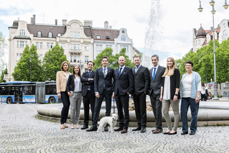 Headshots München CV Gruppenfoto Teamfoto Firmenshooting Unternehmensporträt Kanzlei Mittelstand